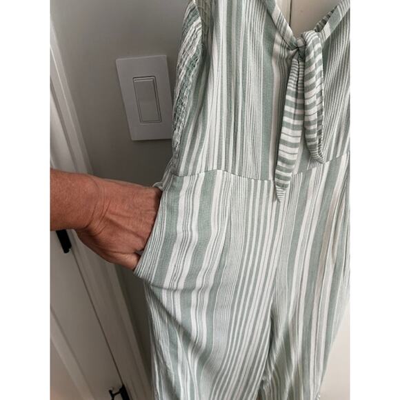 MINKPINK Low Tide Tie Front Cropped Jumpsuit Green White XS - Picture 6 of 10